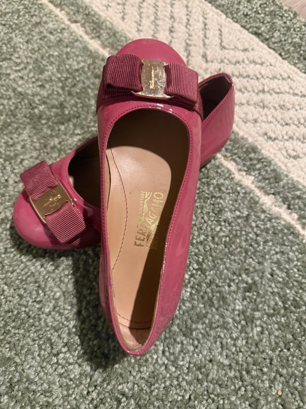 Salvatore Ferragamo Fuchsia Patent Vara Bow Flats